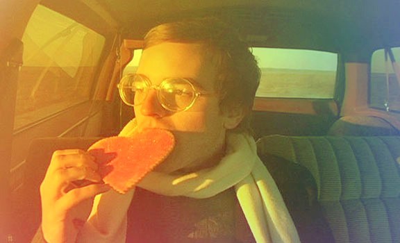 Dent+May++His+Magnificent+Ukulele+2284886720_073f1934fc_o-576x350