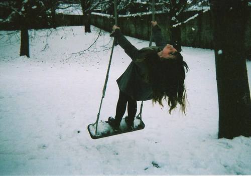 girl-indie-photography-snow-swing-Favim.com-195942_large